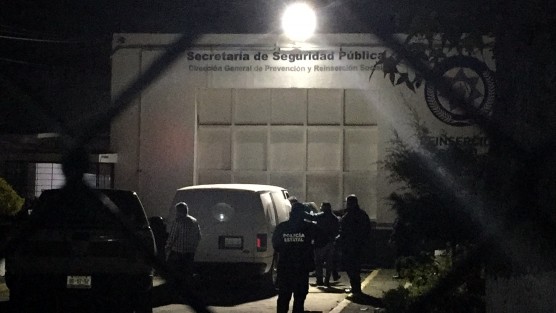 Los 13 policías de la SSP presuntamente implicados en desapariciones forzadas, quedaron recluídos en el Penal de Pacho Viejo.