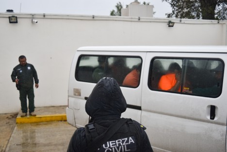 Este viernes se reanudó en los juzgados de Pacho Viejo, la audiencia de los 19 ex altos mandos de la SSP y policías acusados de desaparición forzada. 
