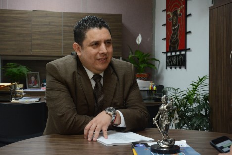 A la LXIV Legislatura del Estado de Veracruz le fue notificada la resolución del Segundo Tribunal Colegiado en Materia Administrativa del Séptimo Circuito, por el que se determinó la validez del proceso para elegir al comisionado del Instituto Veracruzano de Acceso a la Información y Protección de Datos Personales (IVAI) y por ende infundado e inoperante el recurso interpuesto por el ciudadano Carlos Calles Alvarado.  