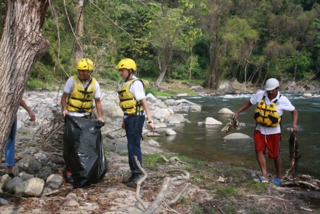 Con la finalidad de que la zona turística del río Filobobos se encuentre en perfectas condiciones para las vacaciones de Semana Santa, coordinados Turismo Municipal de Tlapacoyan, prestadores de servicios y estudiantes preparan una jornada de limpieza para la primera semana de marzo.