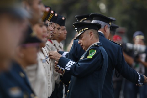 Con la condecoración a 30 elementos de adscritos a la VI Región Militar, se celebró el 105 aniversario de la creación del Ejército Mexicano. El evento tuvo lugar en el cuartel general de La Boticaria en Boca del Río.