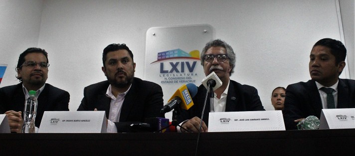 Los diputados José Luis Enríquez Ambell y Vicente Benítez González, dieron a conocer la Convocatoria al Foro Estatal Cultura y Turismo, que promueve la LXIV Legislatura y se llevará a cabo el próximo 14 de marzo.