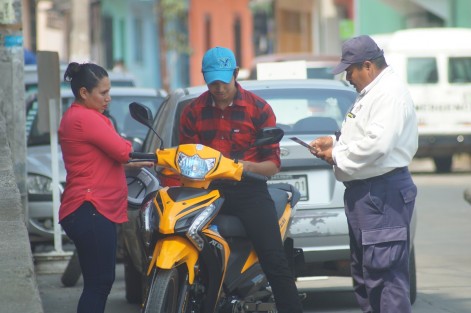 Inician campaña de concientización hacia motociclistas y automovilistas.
