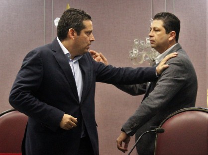 Durante la sesión de este miércoles de la Diputación Permanente, se aprovó el méodo de elección para agentes y subagentes municipales para los 212 municipios veracruzanos. 