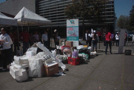 Este sábado se lleva a cabo la colecta de desechos múltiples para reciclaje en Xalapa. Hasta las 3 de la tarde se recibieron desde cajas tetrapack hasta aparatos electrónicos. El evento fue organizado por dependencias de los tres niveles de gobierno. 