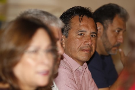 El consejo directivo estatal de MORENA, realizó el Primer Encuentro Estatal de Alcaldes de este partido político. El encuentro de munícipes, fue presidido por Cuitláhuac García Jiménez y Rocío Nahle.
