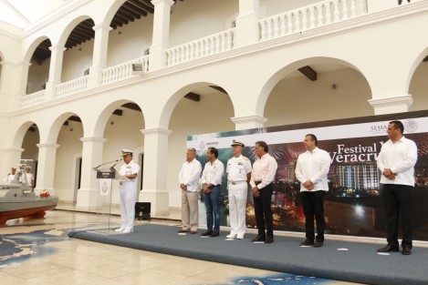 El vicealmirante José Antonio Ortiz Guarneros, recordó que en 2010, a raíz del aniversario de independencia de algunos países de Latinoamérica, se realizó una regata con veleros de varias naciones, por lo que posteriormente se acordó realizarla cada 4 años, y así en 2018 las naves visitarán Veracruz, tal y como lo hicieron en 2014. 