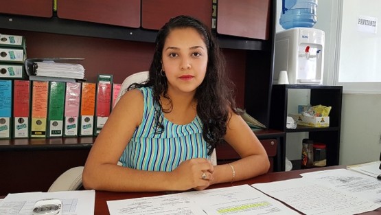  Invitan a la población a refrendar sus lotes en panteones, regidora encargada de la comisión de panteones está al tanto de los servicios que se prestan.