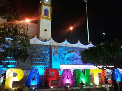 Fueron instaladas en Papantla letras monumentales similares a las que se encuentran en varios puntos turísticos de México. 