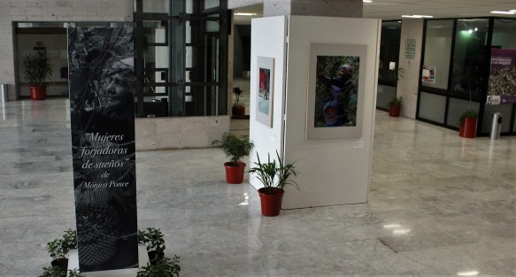 En el marco de las actividades conmemorativas del Día Internacional de la Mujer, este jueves 8 de Marzo, fue inaugurada la exposición fotográfica  Mujeres Forjadoras de Sueños, de Mónica Ponce, en las instalaciones del Palacio Legislativo.   