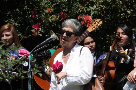 El Museo Casa de Xalapa (MUXA) inició este domingo una serie de actividades para conmemorar el segundo aniversario de su reapertura. Ahí la directora del MUXA, Rebeca Bouchez informó que ahora el folleto informativo para visitantes estará disponible en inglés, para visitantes hablantes de ese idioma.  