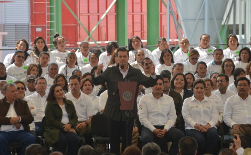 Sin embargo, Peña Nieto discretamente describió el perfil que a su criterio debe tener su sucesor, el cual, para él, es uno solo.  