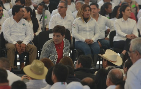 Asistieron al evento de DICONSA en Totalco, Ver..  