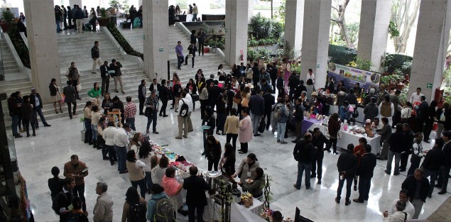 Como parte del Foro de Turismo que se realiza en el Palacio Legislativo, se inauguró una expo-venta de productos regionales.  