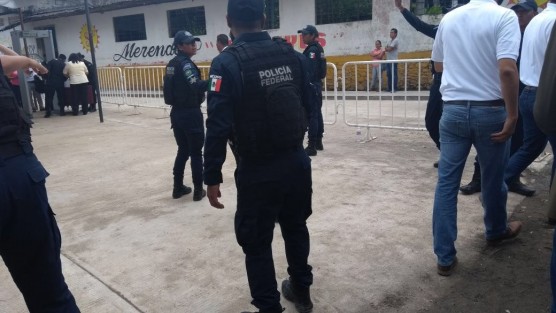 Con el habitual control de seguridad en los eventos del Presidente Enrique Peña Nieto, se lleva a cabo la conmemoración del Día Mundial del Agua en Misantla, Ver..