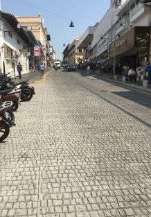 Con muy poco tránsito lucen las calles de la ciudad de Xalapa estos días de vacaciones. 