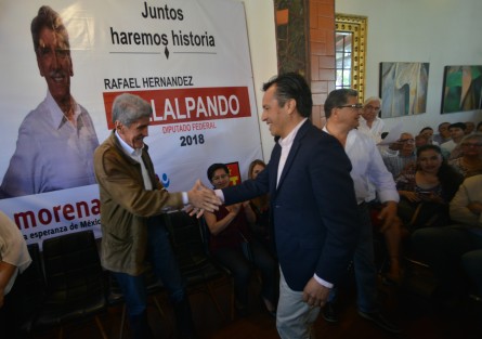 El candidato a la diputación por el distrito 10 de Xalapa Rafael Hernández Villalpando, dio inicio de a su campaña en compañia del candidato a gubernatura Cuitláhuac García así como de Hipólito Rodríguez, entre otras distinguidas personalidades. 