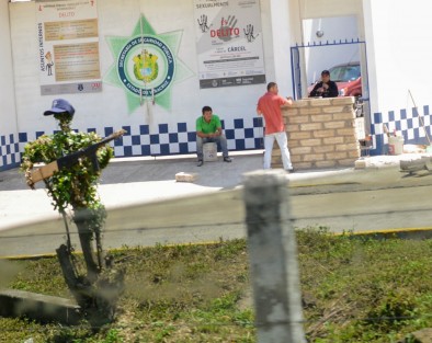 En algún lugar de Veracruz, y luego de la concentración de muchos elementos de seguridad en el penal de La Toma, estos optaron por utilizar refuerzos camuflados de última generación. 