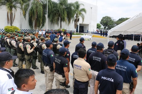 El honorable cuerpo de policía de la ciudad de Orizaba así como el ayuntamiento, rindieron, homenaje a Cirilo Del Ángel Fernández y Elías Yopihua Yopihua,  policías orizabeños que murieron en el cumplimiento del deber, cuando participaron en coadyudancia con otras fuerzas del orden, en  los sucesos del Penal La Toma. 