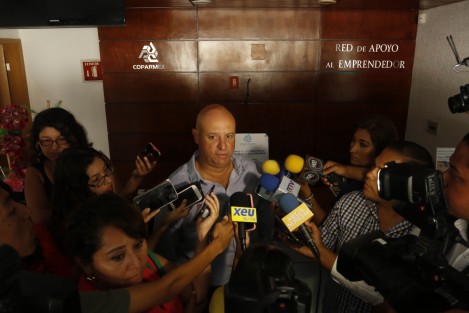 Empresarios adheridos a COPARMEX, presentaron el Manifiesto México, que está integrado por 6 propuestas para los candidatos a la gubernatura.