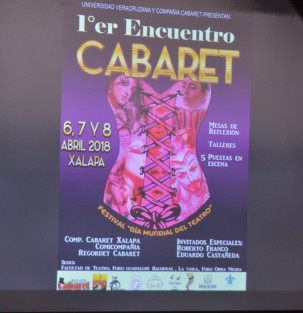 En el Centro Recreativo Xalapeño, estudiantes  egresados de la Facultad de Artes de la UV, informaron sobre las actividades que se realizarán en el Festival del Día Mundial del Teatro,  que se llevarán a cabo del 5 al 8 de abril. 