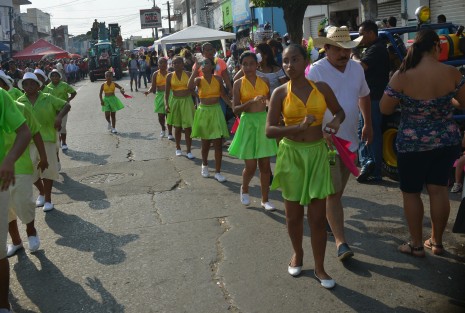 Alvarado realiza su carnaval.