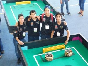 Rafael, Imanol, Oscar y Baltazar, estudiantes del Instituto de Robótica de Xalapa A.C. (IROX), obtuvieron el Primer lugar en el Torneo Mexicano de Robótica 2018, llevado a cabo en Monterrey, N.L.  pasado, en la categoría RoboCup Junior Soccer LightWeigth, y con ello el derecho de representar a México en RoboCup 2018 a celebrarse en Montreal, Canadá en junio de este año, para ello, como A.C., están solicitando apoyo de empresas y particulares. 