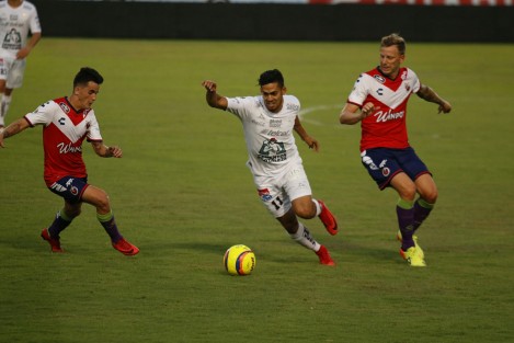 Los Tiburones Rojos de Veracruz fueron derrotados por los Panzas Verdes de León 2 goles a 1 en actividad de la jornada 15 del fútbol mexicano.