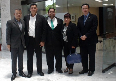 Los integrantes de la Comisión de Selección, Carlos Antonio Vázquez Azuara, Carlos Arturo Luna Gómez, Clara Haydee Cruz Balbuena y Juan José Sierra Álvarez, dieron a conocer en conferencia de prensa las bases de la convocatoria para la elección de los miembros del Comité de Participación Ciudadana del Sistema Estatal Anticorrupción.