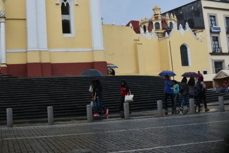 Sigue previéndose que, durante el viernes y mañana del sábado, continúe el potencial de lluvias y actividad eléctrica sobre la mayor parte de la vertiente oriental del país.  