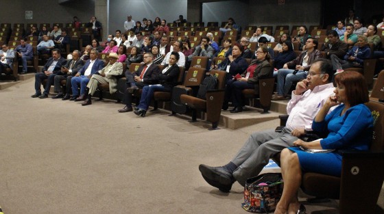 En el evento se vieron personajes diversos de la política. 