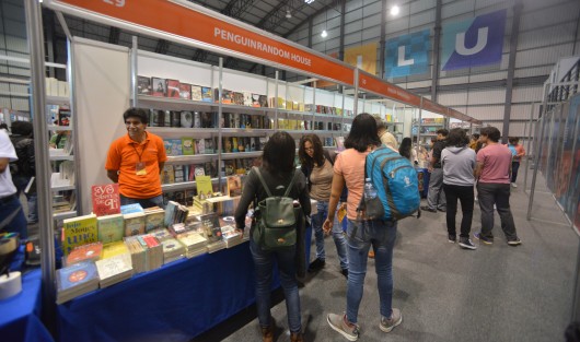 Dentro de la FILU, el Foro Editorial que reunirá a expertos de diversos países se realizará el martes 1 de mayo en el Colegio de Notarios. Durante todo el día se organizarán mesas de trabajo sobre temas como bases de datos internacionales, redes de revistas académicas, redes de colaboración y retos de las revistas en el mundo digital.