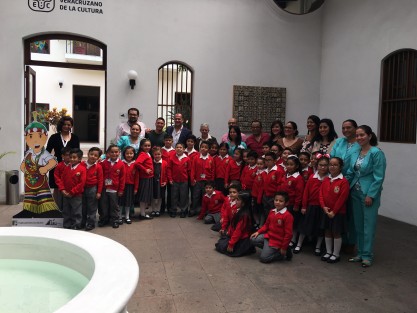 Un grupo de alumnos del Centro Educativo Panamericano, tuvo la oportunidad de disfrutar en el auditorio de la GACX, del primer capítulo de la segunda temporada de Nakú, el niño Volador, Los hermanos Celestes, así como interactuar con quienes dan voces a los personajes, el guionista y el propio autor de esta interesante serie. 