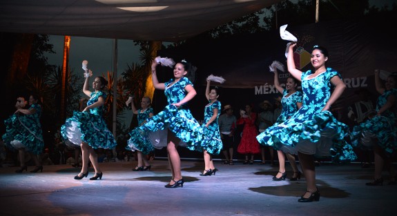 Como invitados especiales hoy se presentó un ballet chileno y mañana estará uno de Colombia. 