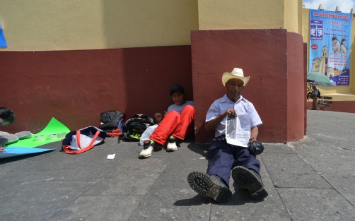 Familiares y amigos de Karen Nataly Guzmán se manifestaron en las escalinatas de la Catedral de Xalapa y la plaza Lerdo para pedir ayuda para localizarla. A pesar de que la fiscalía ya abrió una carpeta de investigación con número UIPJ/DXI/F23/249/2018 a un no se sabe nada de ella.  