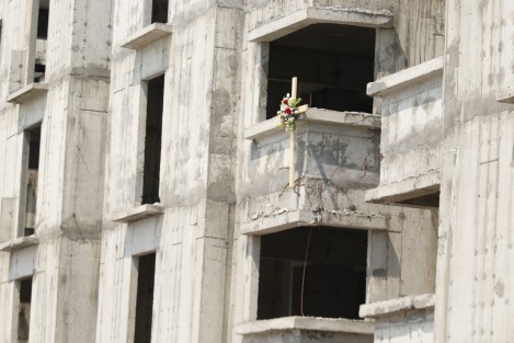 El candidato de la coalición <em>Todos Por Veracruz</em>, José Yunes Zorrilla, convivió en la ciudad de Veracruz, con trabajadores de la construcción para celebrar el Día de la Santa Cruz. 