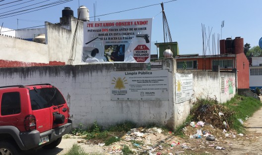 Y mientras el alcalde de Xalapa y el gobernador se  pelean en las redes sociales, los habitantes de la ciudad y muchas otras partes buscan cómo cuidarse solos. 