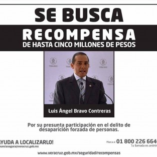 Este domingo el gobernador del estado, Miguel Ángel Yunes Linares, dio a conocer durante conferencia de prensa que el pasado viernes se obtuvo una orden de aprehensión en contra del exfiscal del estado Luis Ángel Bravo Contreras, por probable participación en casos de desaparición forzada, ofreciendo una recompensa de 5 mdp para las personas que brinden información que ayude a su detención. 