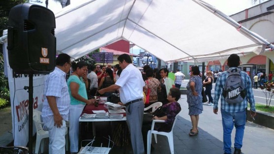 Más roces entre panistas y Morena; esta vez militantes de Morena en Orizaba fueron invitados a retirar su módulo del parque, por autoridades municipales, según porque en cabildo se acordó que no se permiiría  la instalación de propaganda en ese sitio, aunque en días pasados otros partidos han instalado  sus módulos. 