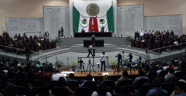 El Pleno de la LXIV Legislatura del Estado de Veracruz reformó la ley con el propósito de llevar a cabo acciones concretas para la reducción de las bolsas de plástico y productos homólogos.   