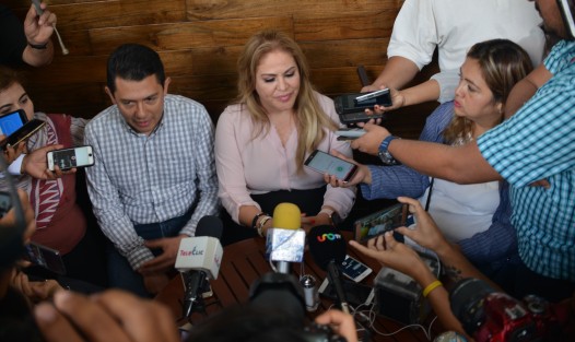 Octavia Ortega, candidata a la diputación  local por el distrito de Pánuco, denunció haber recibido un mensaje de amenaza además de estar siendo acosada políticamente.