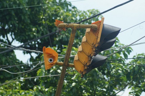 Semáforos no han podido ser reparados ni solicitado recursos para su mantenimiento.
