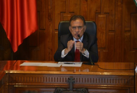 Yunes Linares informó que se incrementa la recompensa ofrecida por Roberto de los Santos de Jesús, El Bukana, a 5 millones de pesos a quien proporcione datos para su detención.