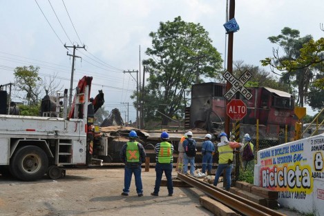  Luego de realizar un recorrido acompañados del alcalde de la ciudad Igor Fidel Roji López, directivos de la empresa Ferromex, confirmaron que las causas que provocaron el aparatoso accidente ferroviario ocurrido el pasado fin de semana a la entrada del patio de maniobras, se debió a un sabotaje, 