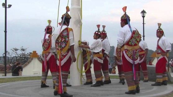 Del 29 al 31 de mayo de 2018 se llevará a cabo el 6º Encuentro Nacional de Voladores en el Parque Takilhsukut y en la ciudad de Papantla, Veracruz, con la participación de voladores TEENEK de San Luis Potosí; mazahuas de Michoacán; nahuas, totonacos y NAÑUS de Puebla, y totonacos de Veracruz. 