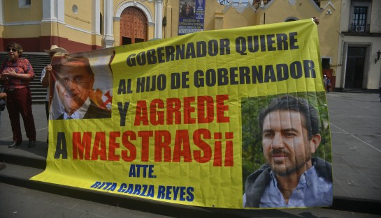 La supervisora Rita Isabel Garza se manifesto por tercera ocasión ya que fue suspendida de su cargo luego de que funcionarios de SEV de Tantoyuca se enteraron que padecía cáncer pide ayuda del gobernador.
