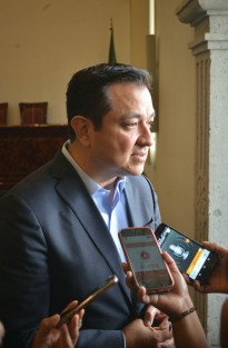 Al salir a la luz pública los casos de corrupción por desvío de recursos de funcionarios del gobierno estatal anterior, el gobierno actual pretende revivir el voto de odio contra el Partido Revolucionario Institucional (PRI), pero ya no les va a funcionar sentenció el dirigente de ese partido en Veracruz, Américo Zúñiga Martínez. 