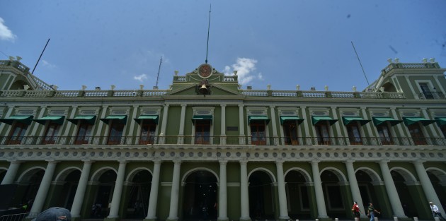 Por ese motivo acudieron a las oficinas de gobierno, pero nadie pudo dar respuesta a su demanda ya que dijeron son ignorantes.