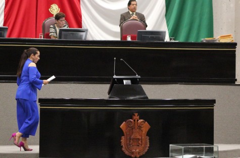 Con la finalidad de dotar al síndico y a los regidores de nuevas atribuciones, la diputada Cinthya Amaranta Lobato Calderón presentó una iniciativa con proyecto de decreto que reforma y adiciona diversas disposiciones a la Ley Orgánica del Municipio Libre.