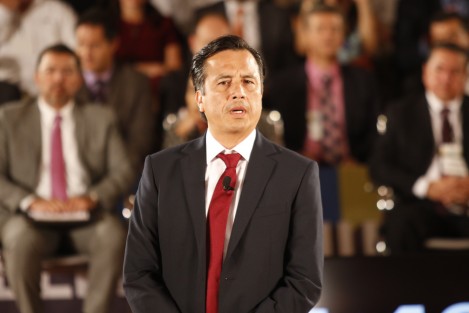 Se llevó a cabo en Boca del Río el debate ciudadano entre candidatos a la gubernatura organizado por COPARMEX.
